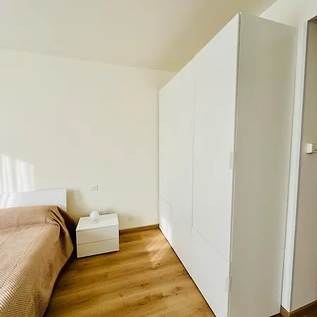 House 325 Lejlighed