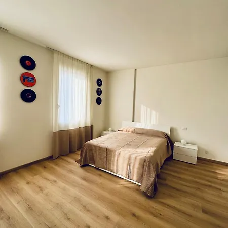 House 325 *